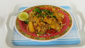 Paht Tai Chicken